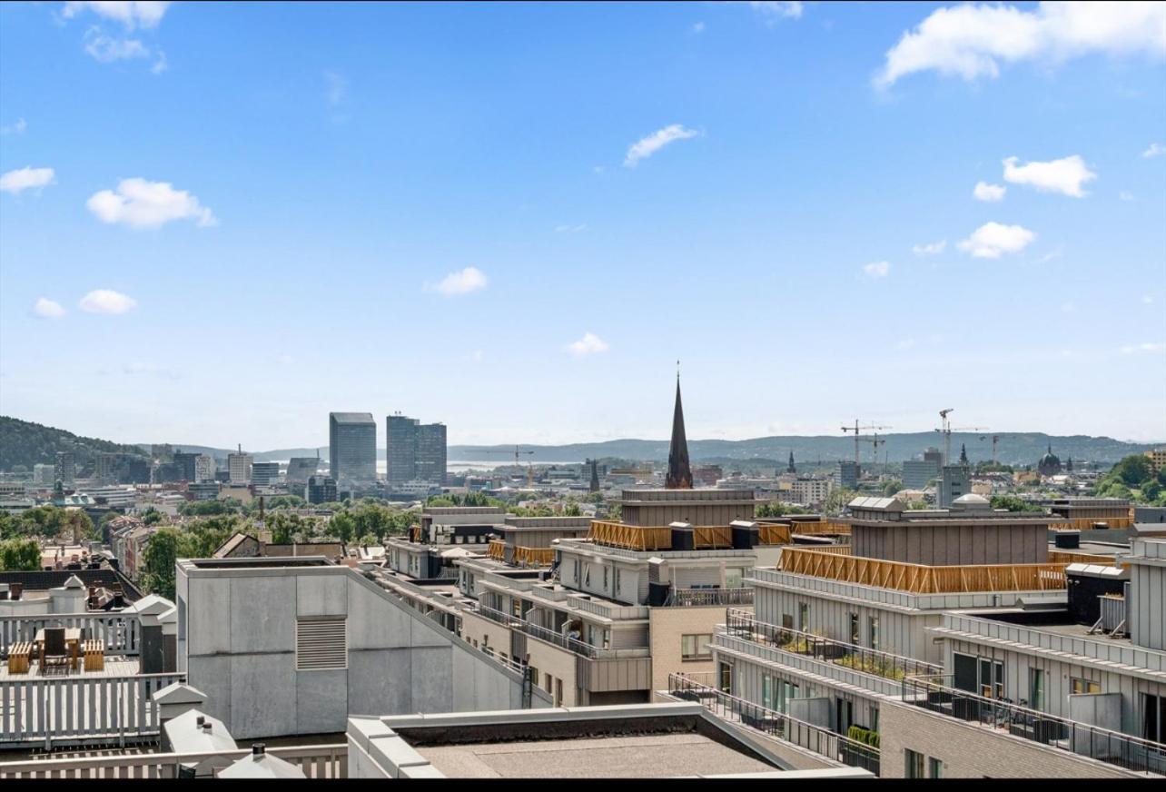 Séjour chez l'habitant Luxurious Modern In - Eur 4k Expensive Bed And 82